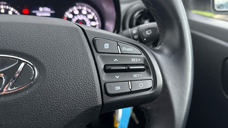 Hyundai i10 1.0 MPi SE Connect 5dr Petrol Hatchback